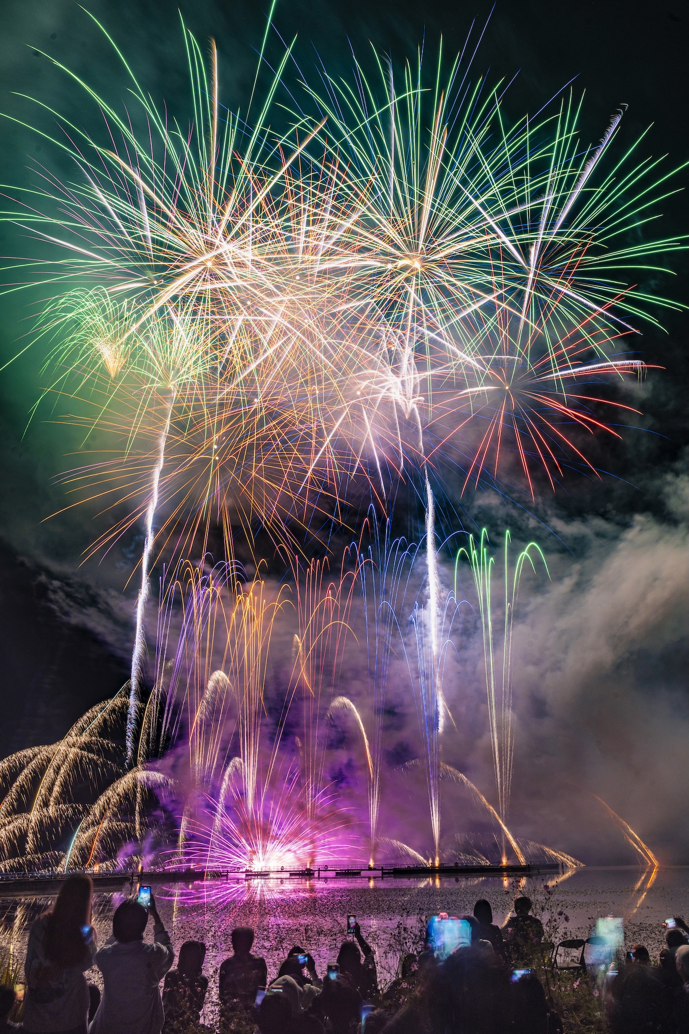 撮りにこんせ‼フォトコンテスト|滋賀・長浜北部|11月25日5枚目 秋花火